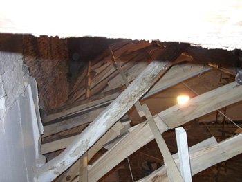 Palazzo della Meridiana restauro coservativo del soffitto a vela particolare visto dall'alto 5